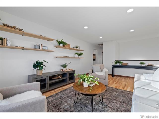 1027 Cottonwood Drive