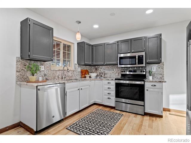 1027 Cottonwood Drive