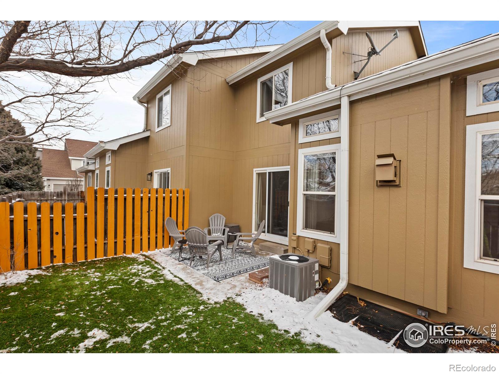 800 2nd Street