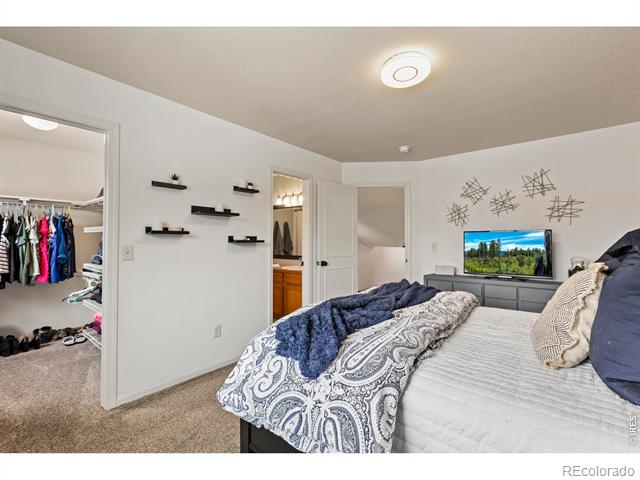 800 2nd Street