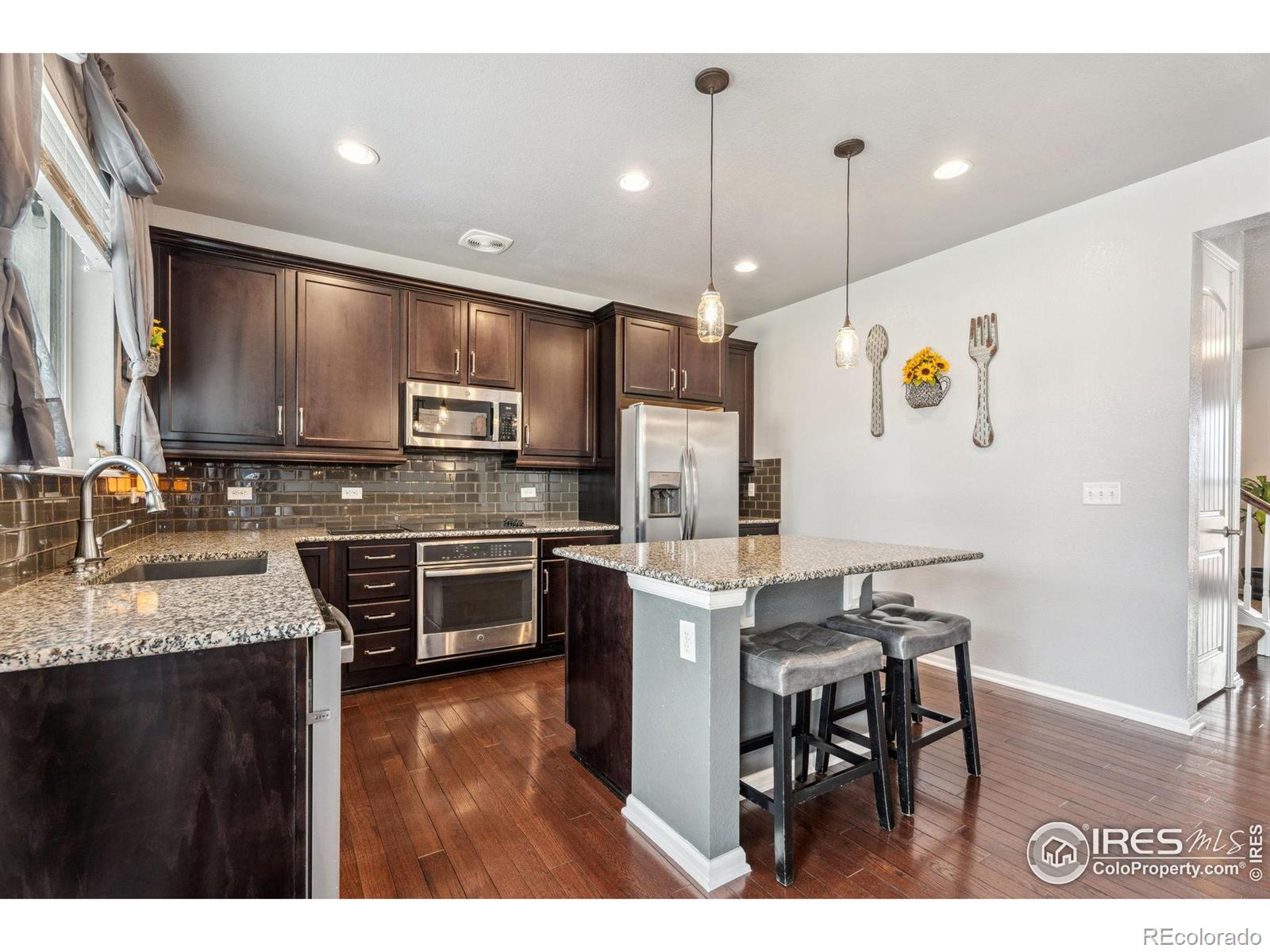 10105 W 15th Street