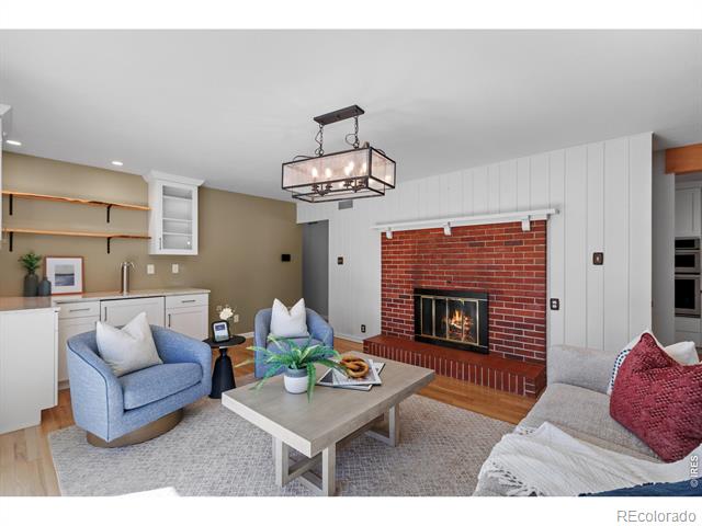 1317 Lakewood Drive