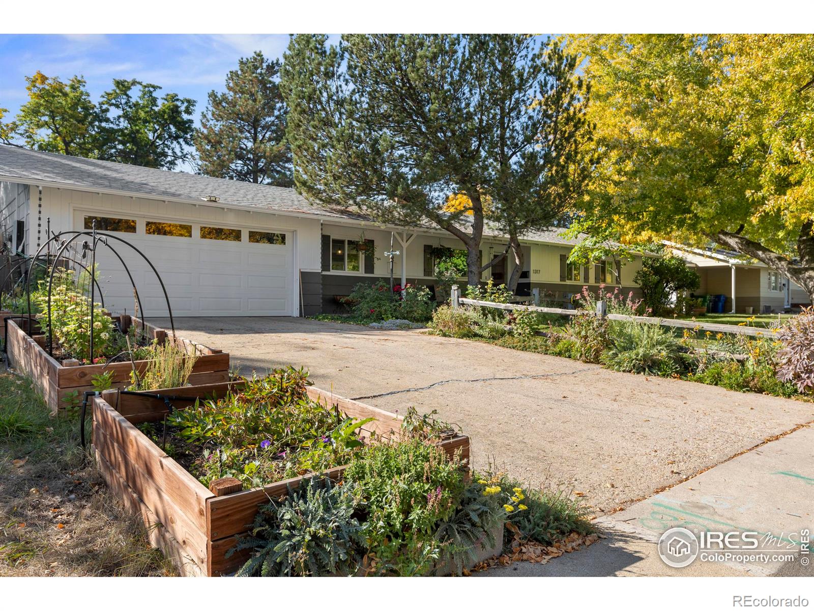 1317 Lakewood Drive