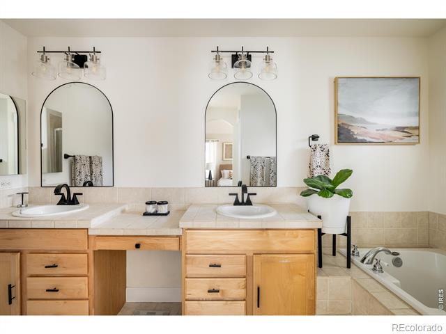 301 Indian Peaks Trail W