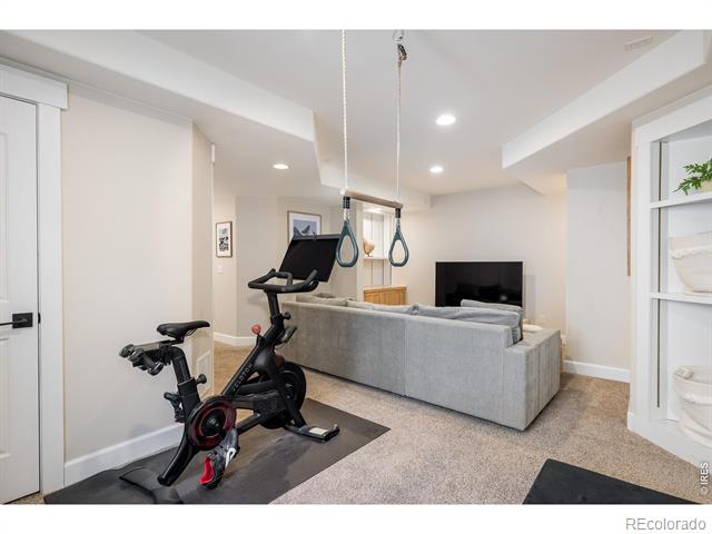 301 Indian Peaks Trail W