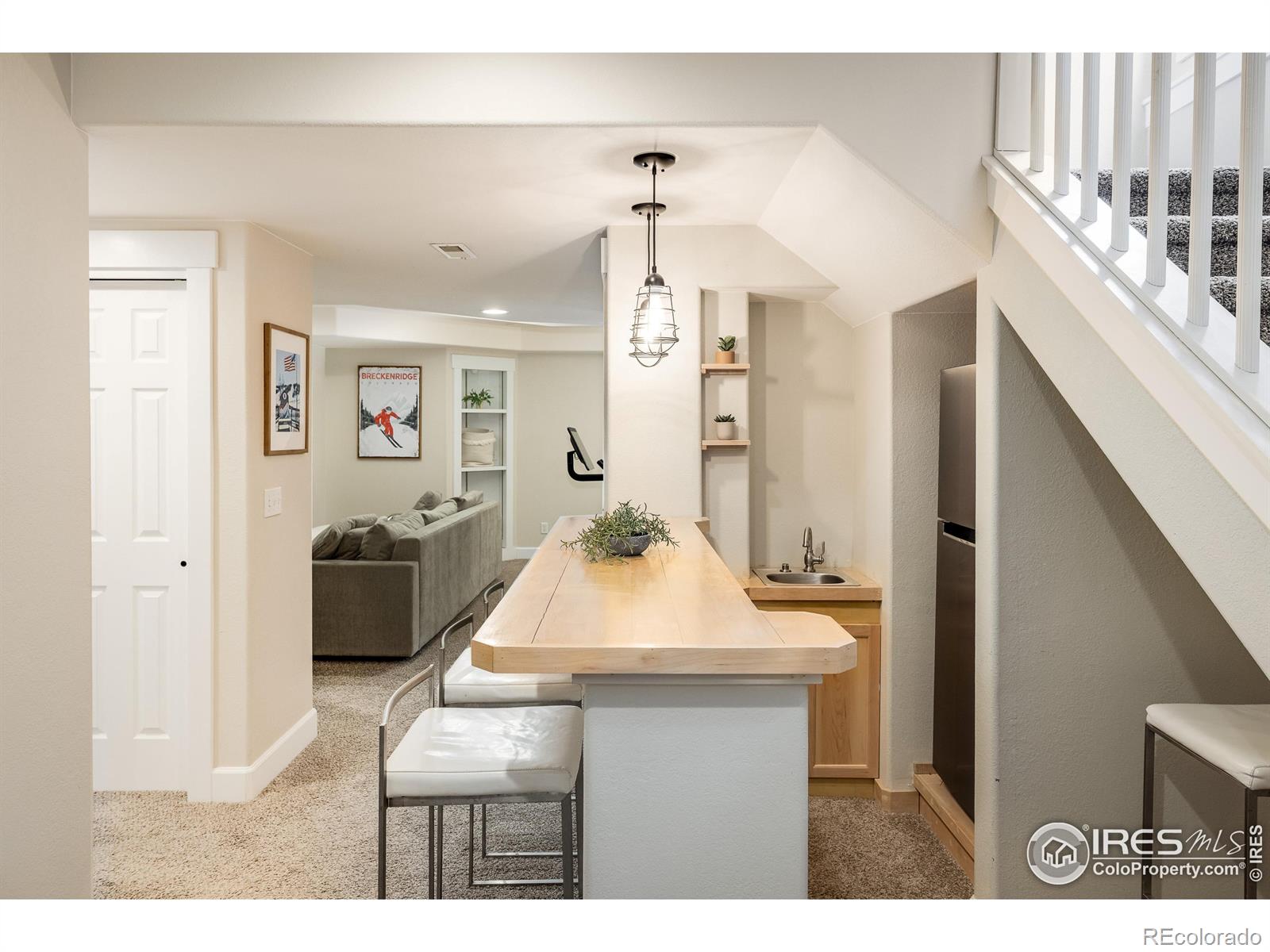 301 Indian Peaks Trail W