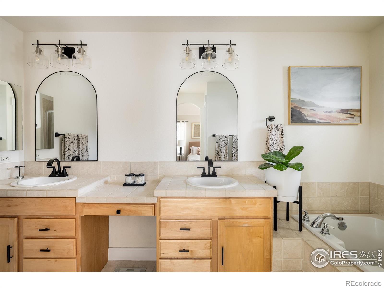 301 Indian Peaks Trail W