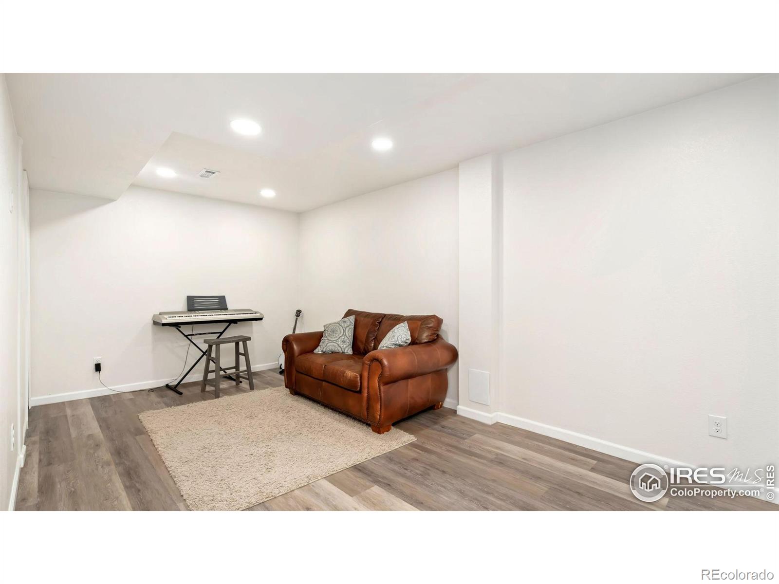 5114 Country Squire Way