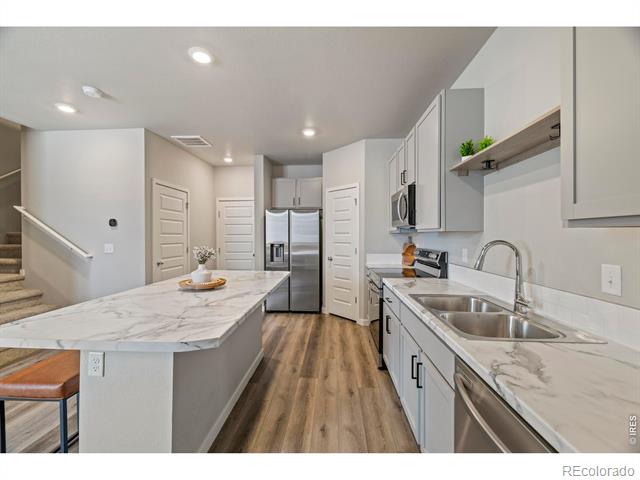 620 Apache Trail Unit: 2