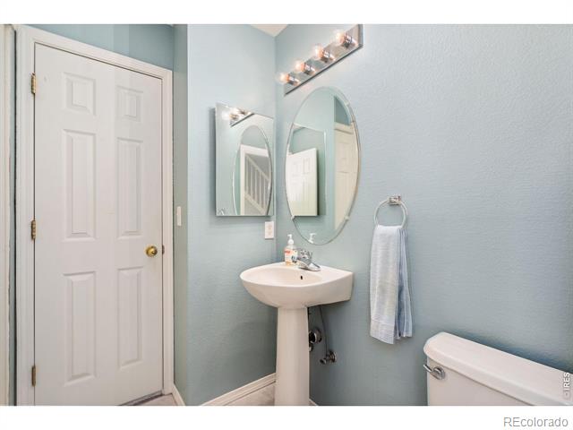 3238 Honeysuckle Court