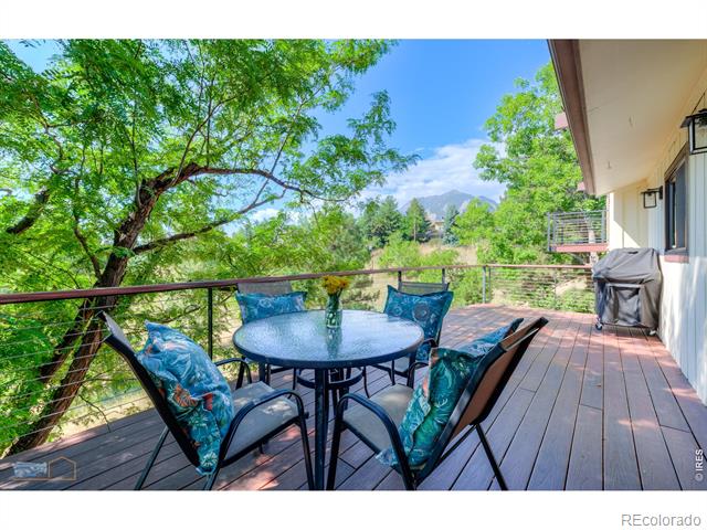 2410 Vassar Drive