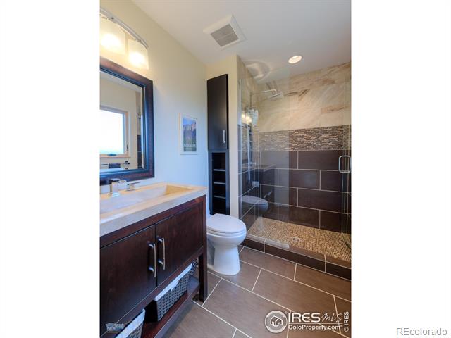 2410 Vassar Drive