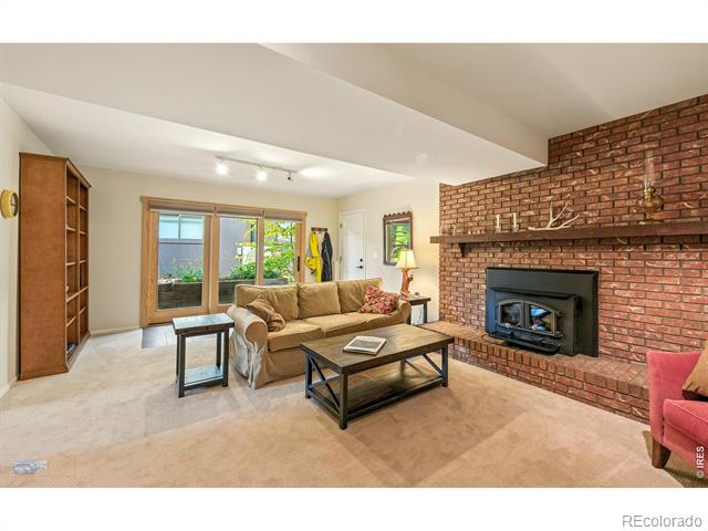 2410 Vassar Drive