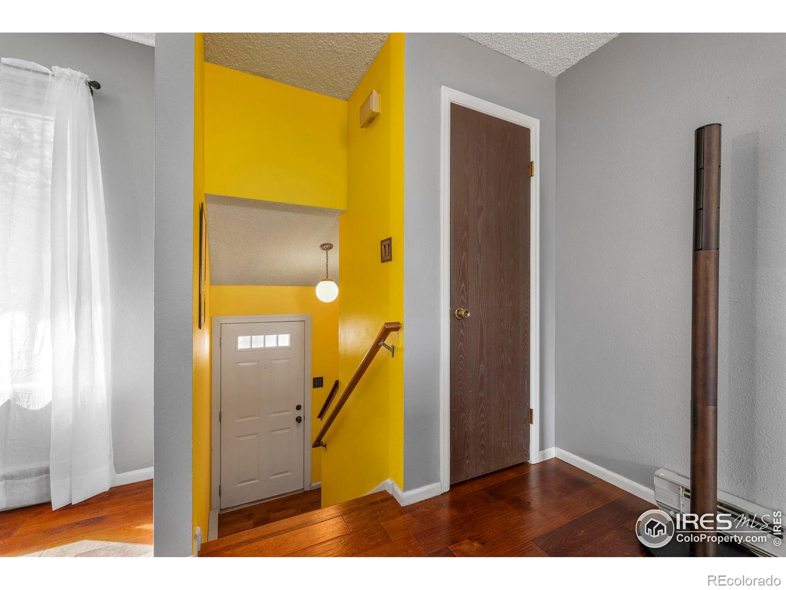 924 Vanderbilt Court