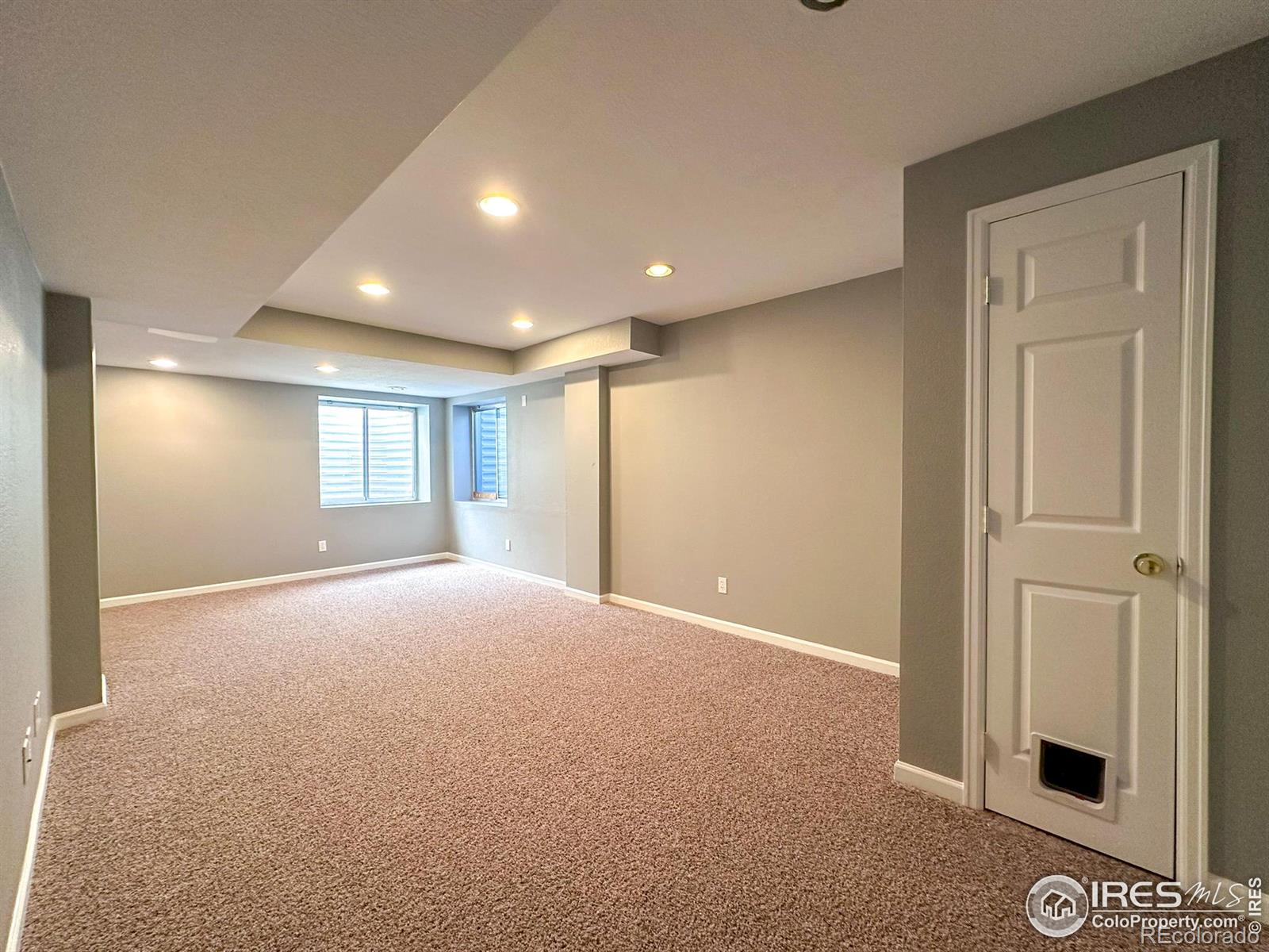 5095 Miriam Lane