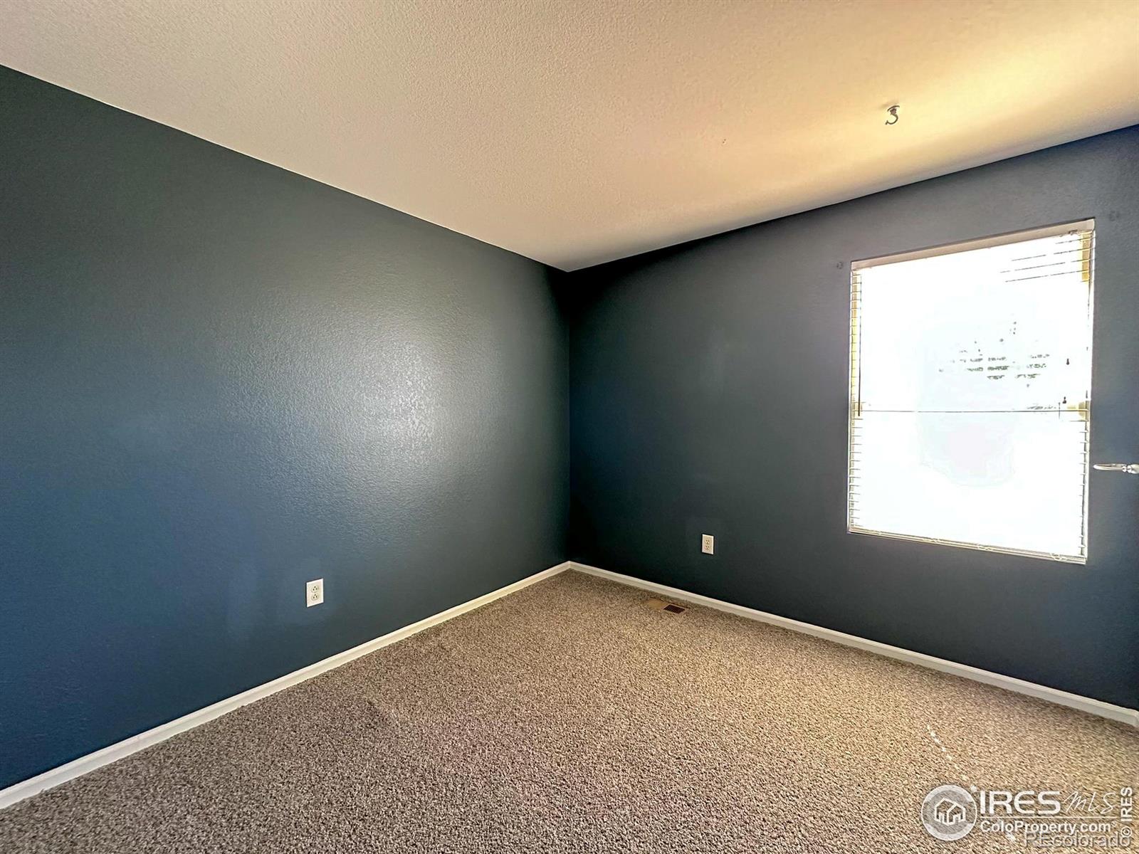 5095 Miriam Lane