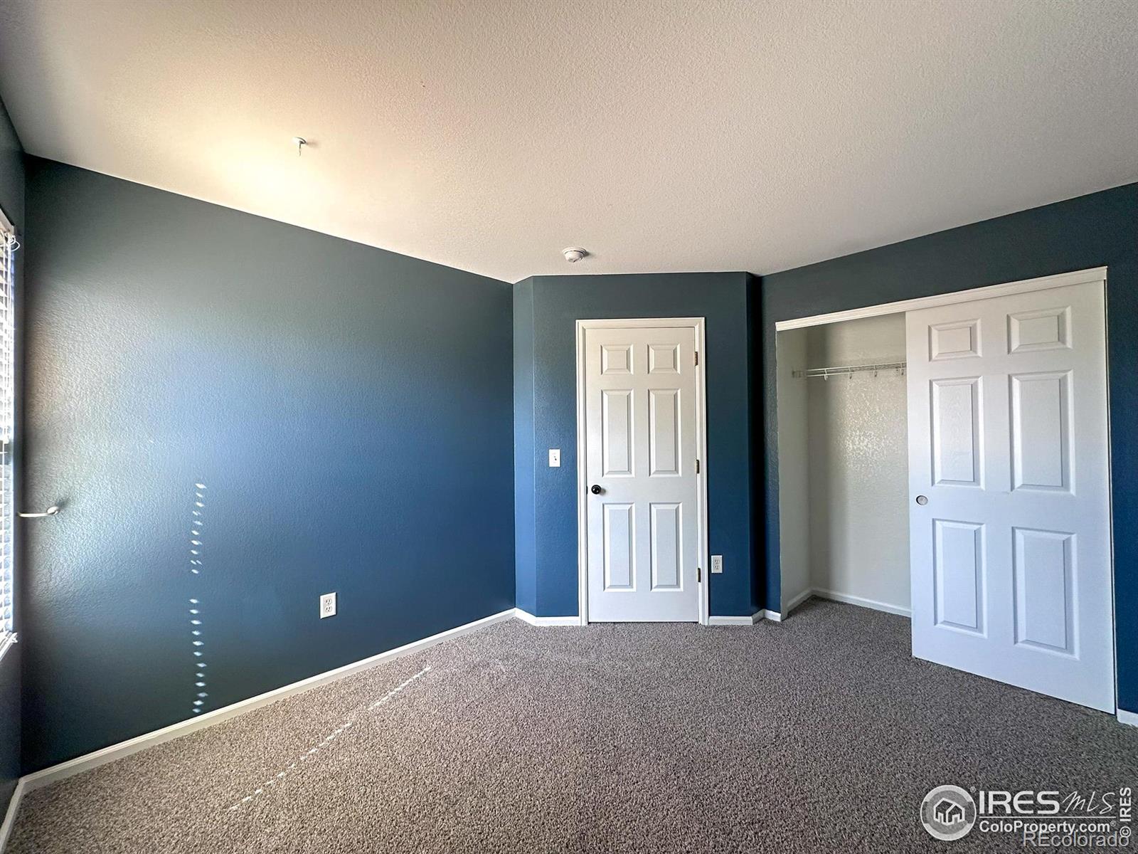 5095 Miriam Lane
