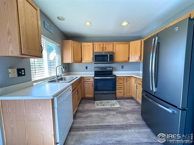 5095 Miriam Lane