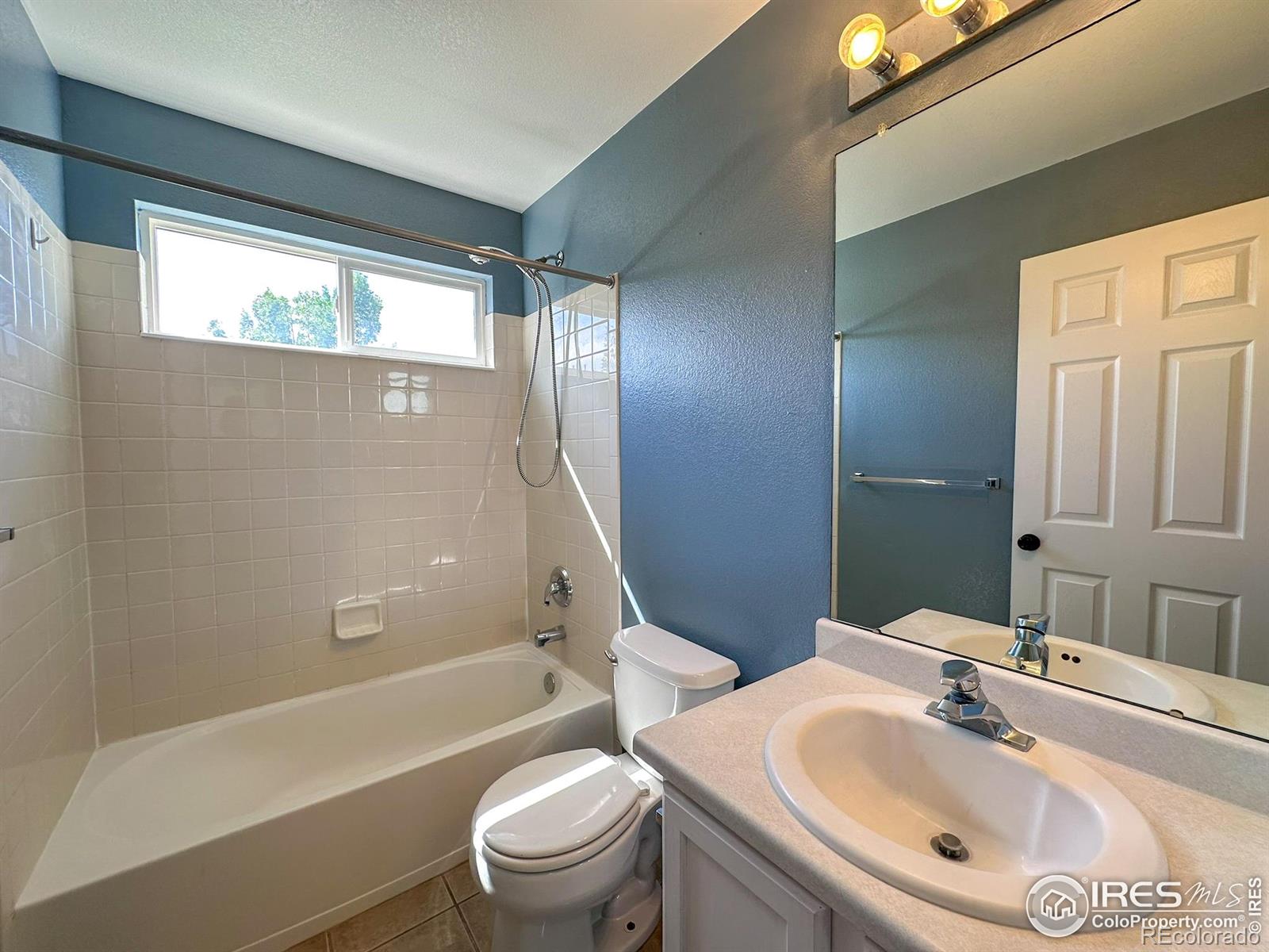 5095 Miriam Lane