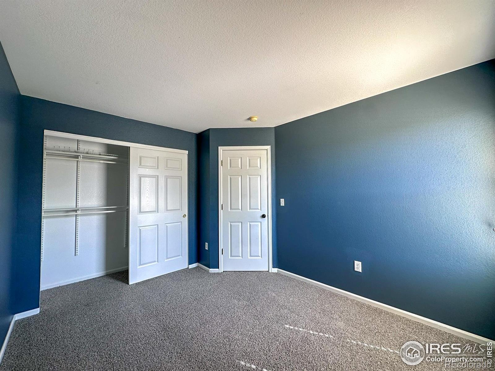 5095 Miriam Lane