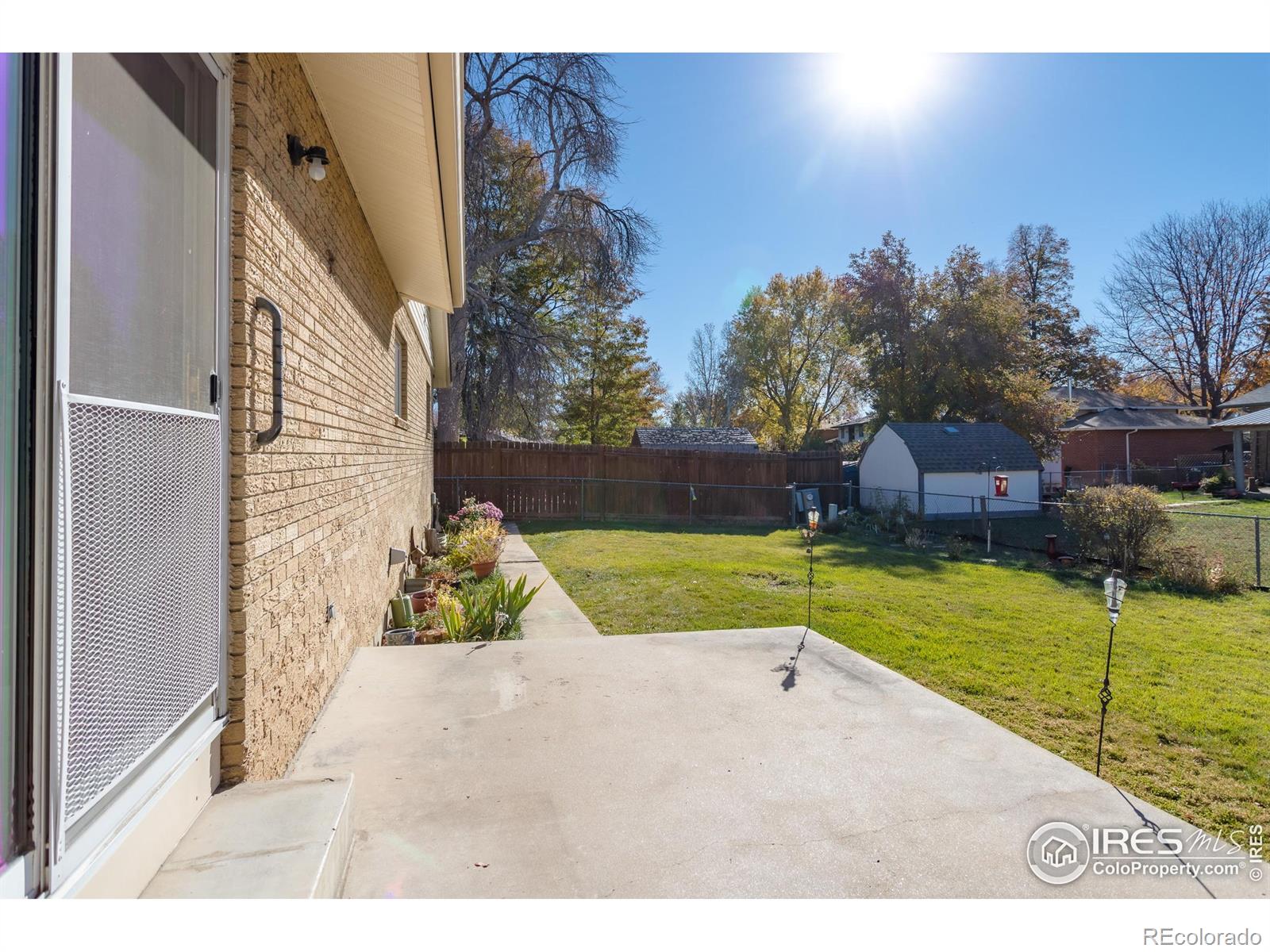 1877 Queens Drive