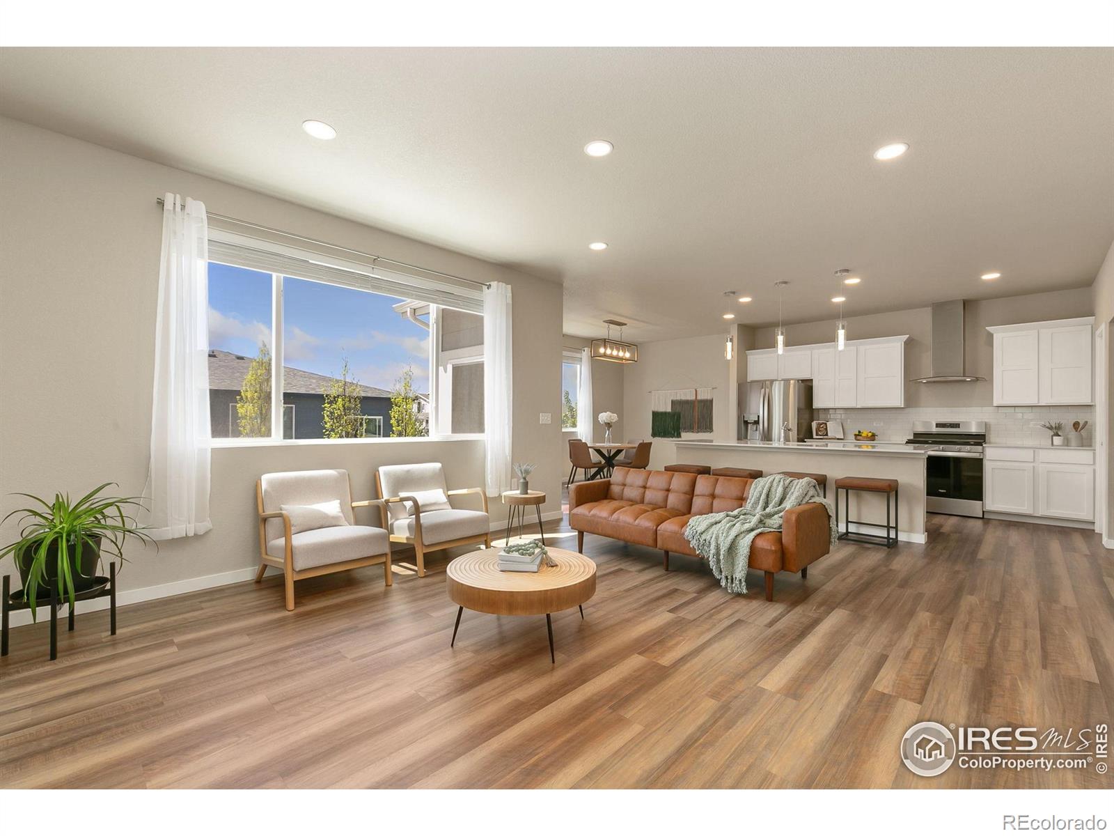 3751 Beech Tree Street