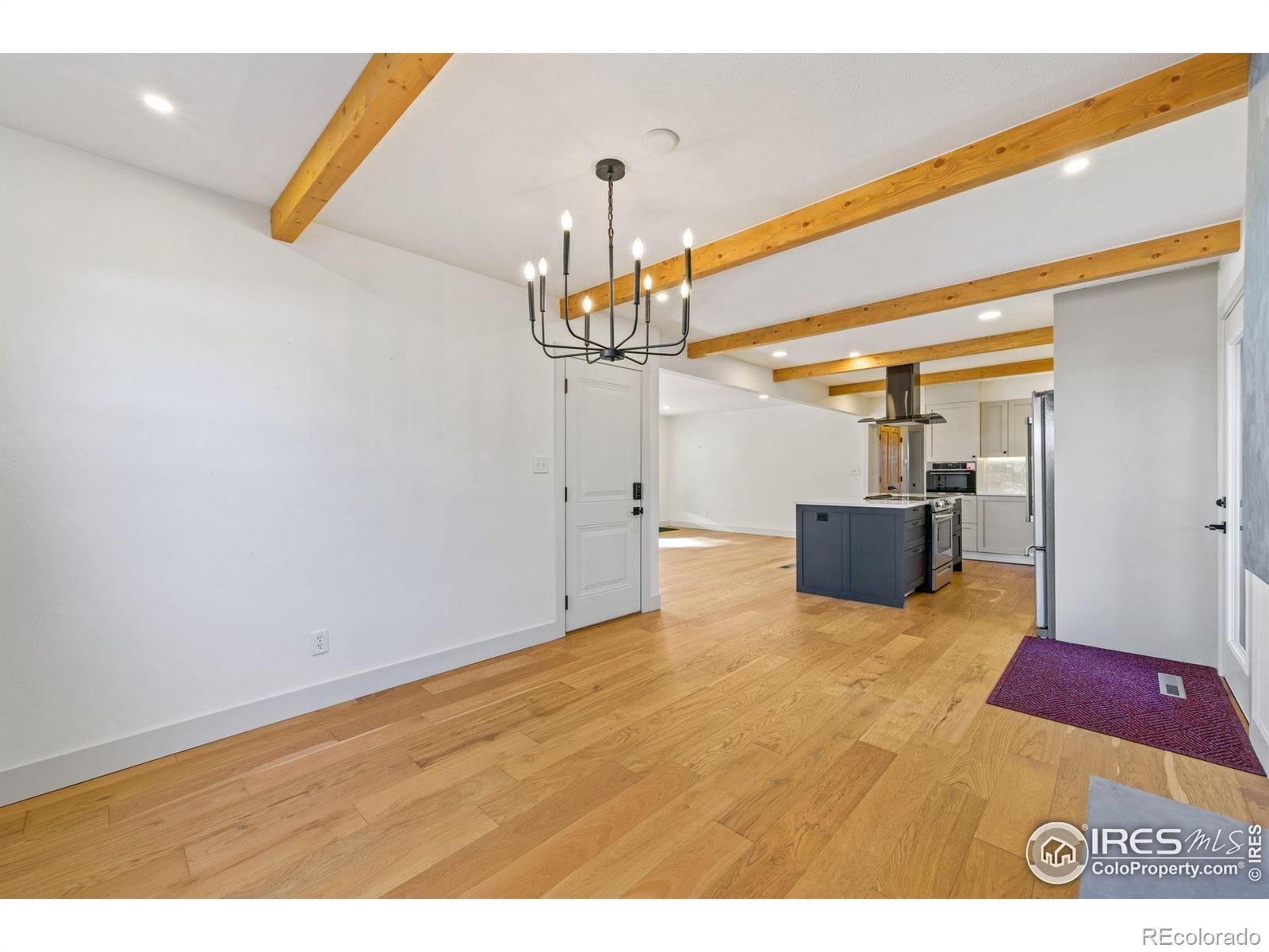 1316 E Pitkin Street