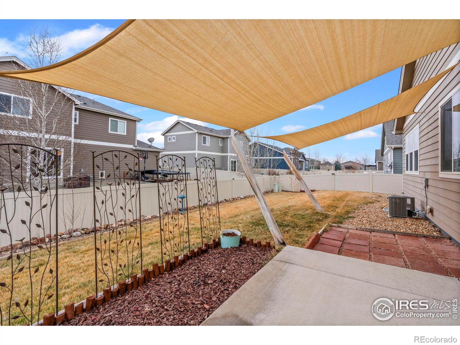 3859 Eucalyptus Street