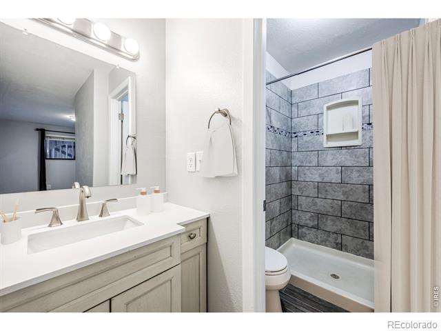665 Manhattan Drive Unit: 9