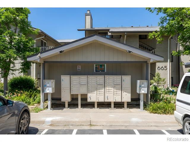665 Manhattan Drive Unit: 9
