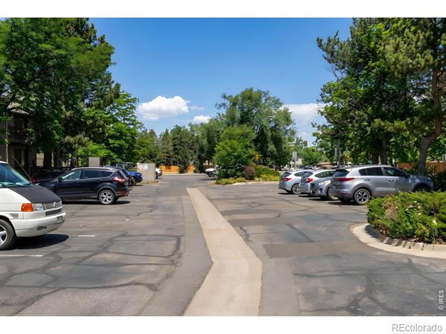 665 Manhattan Drive Unit: 9
