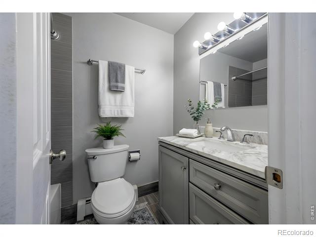 665 Manhattan Drive Unit: 9