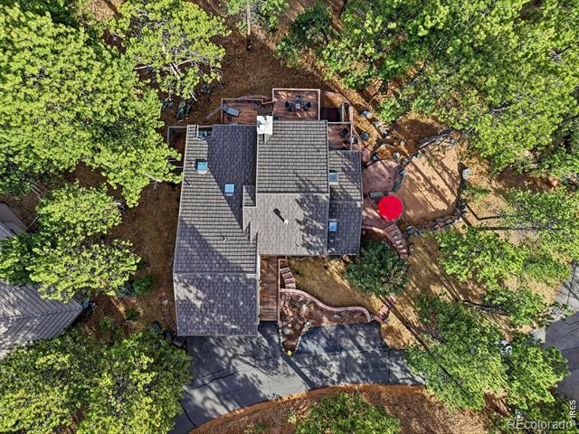 2074 Foothills Drive S
