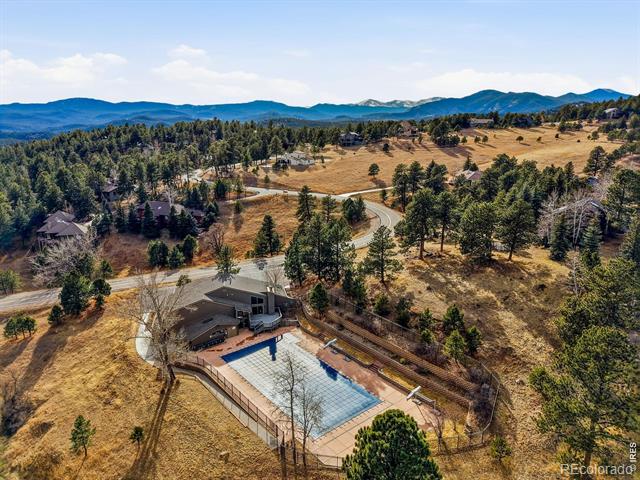 2074 Foothills Drive S