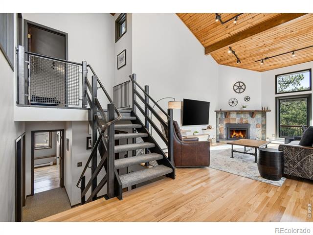 2074 Foothills Drive S