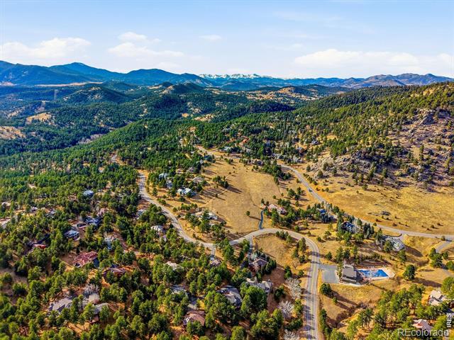 2074 Foothills Drive S