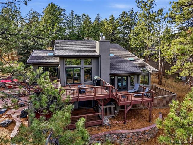 2074 Foothills Drive S