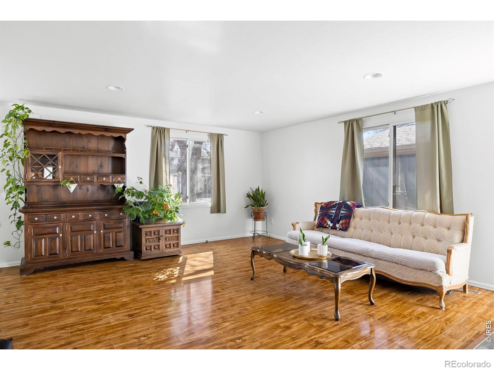 3319 Liverpool Street