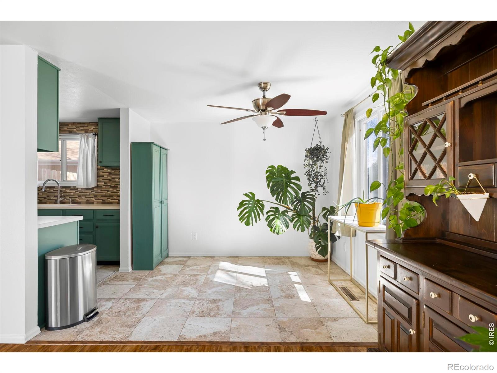 3319 Liverpool Street