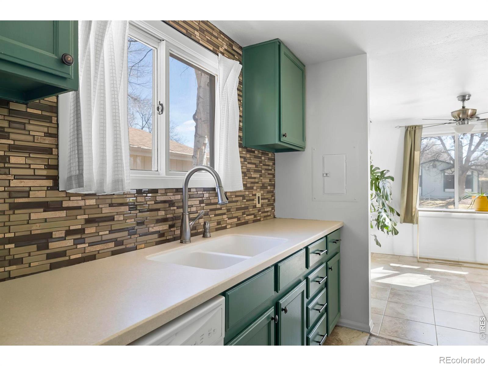 3319 Liverpool Street