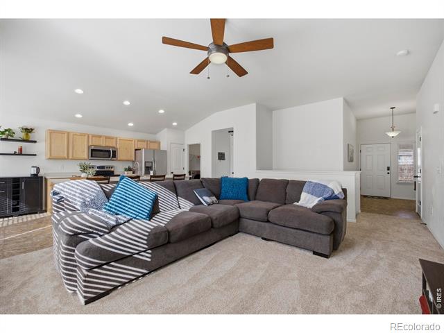 945 Mt Shavano Avenue