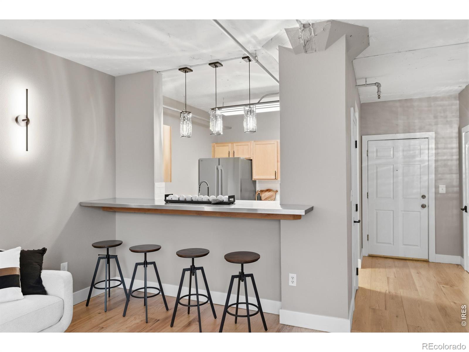 444 17th Street Unit: 304