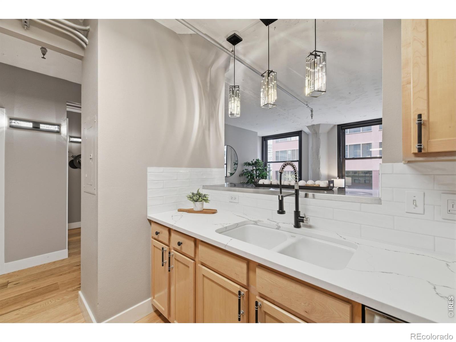 444 17th Street Unit: 304
