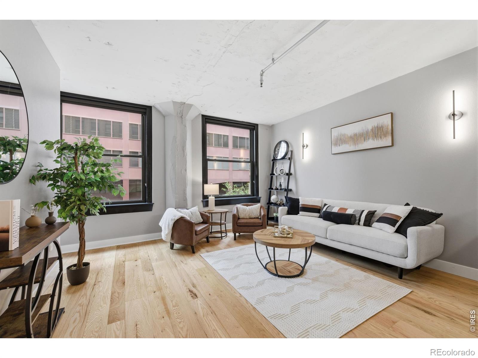 444 17th Street Unit: 304