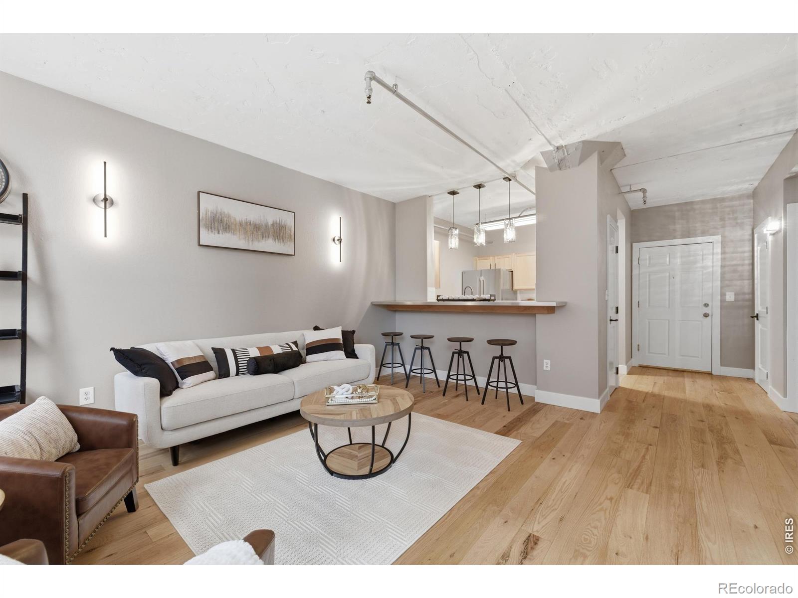 444 17th Street Unit: 304