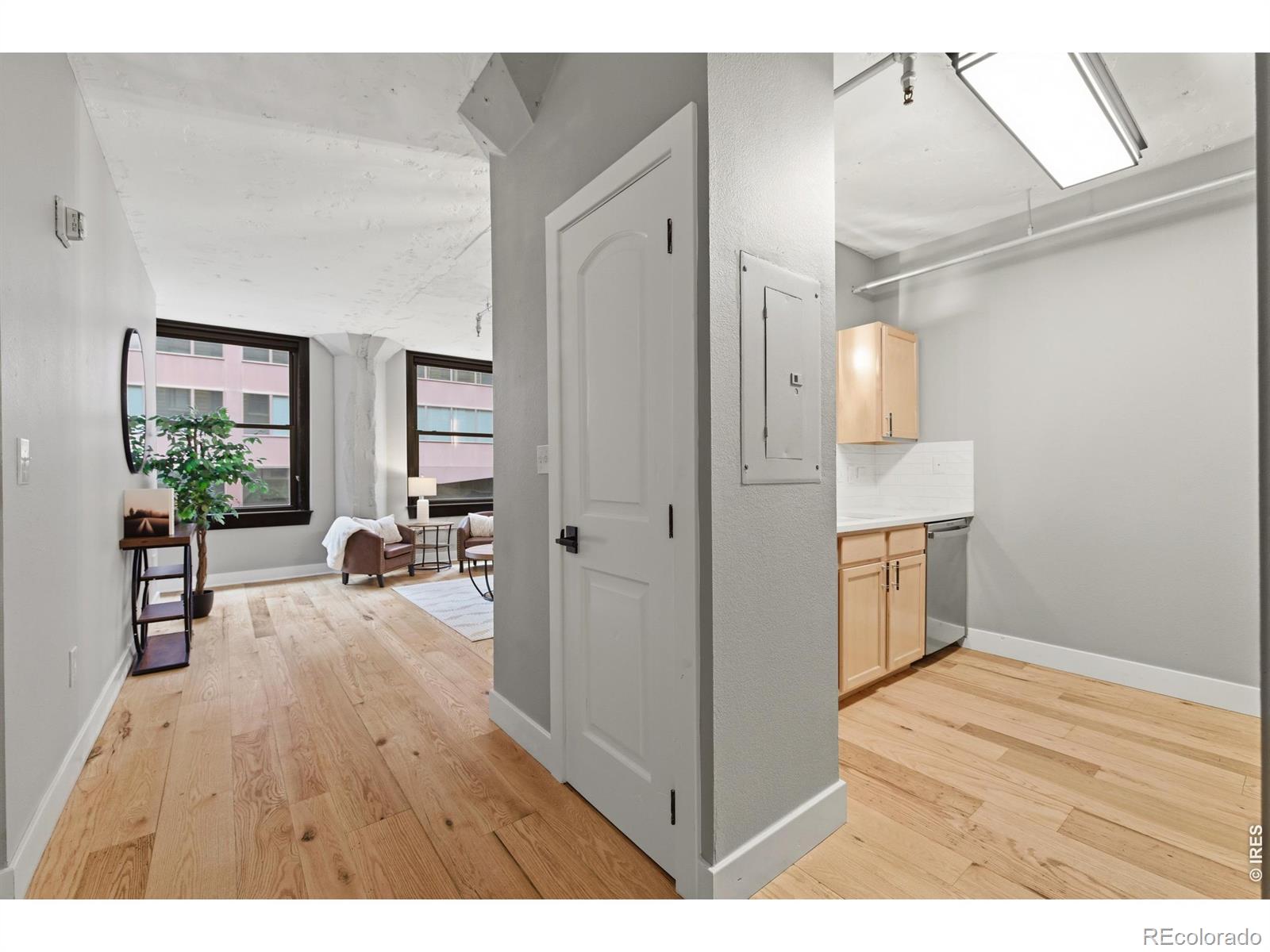 444 17th Street Unit: 304