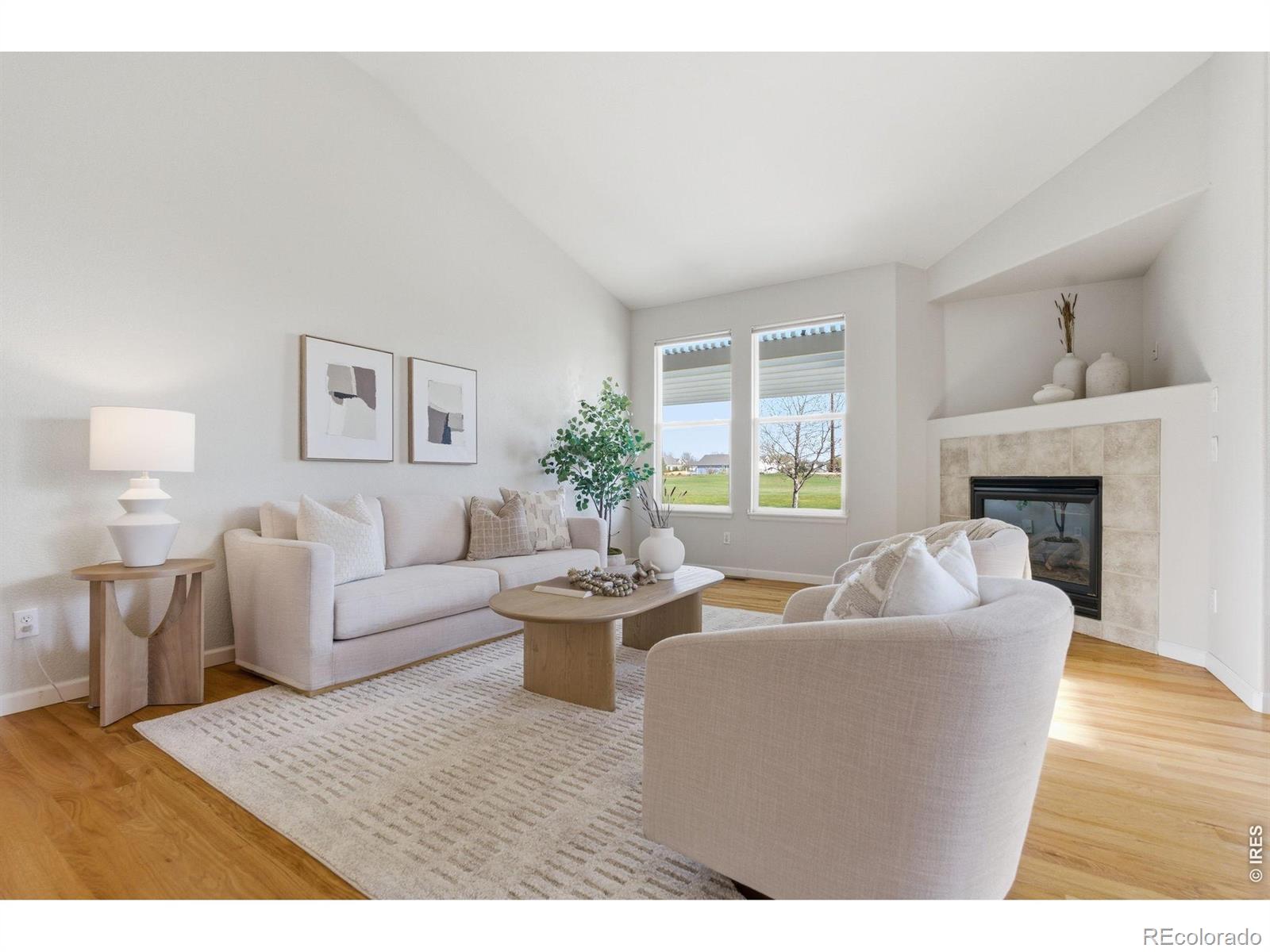 879 Glenarbor Circle