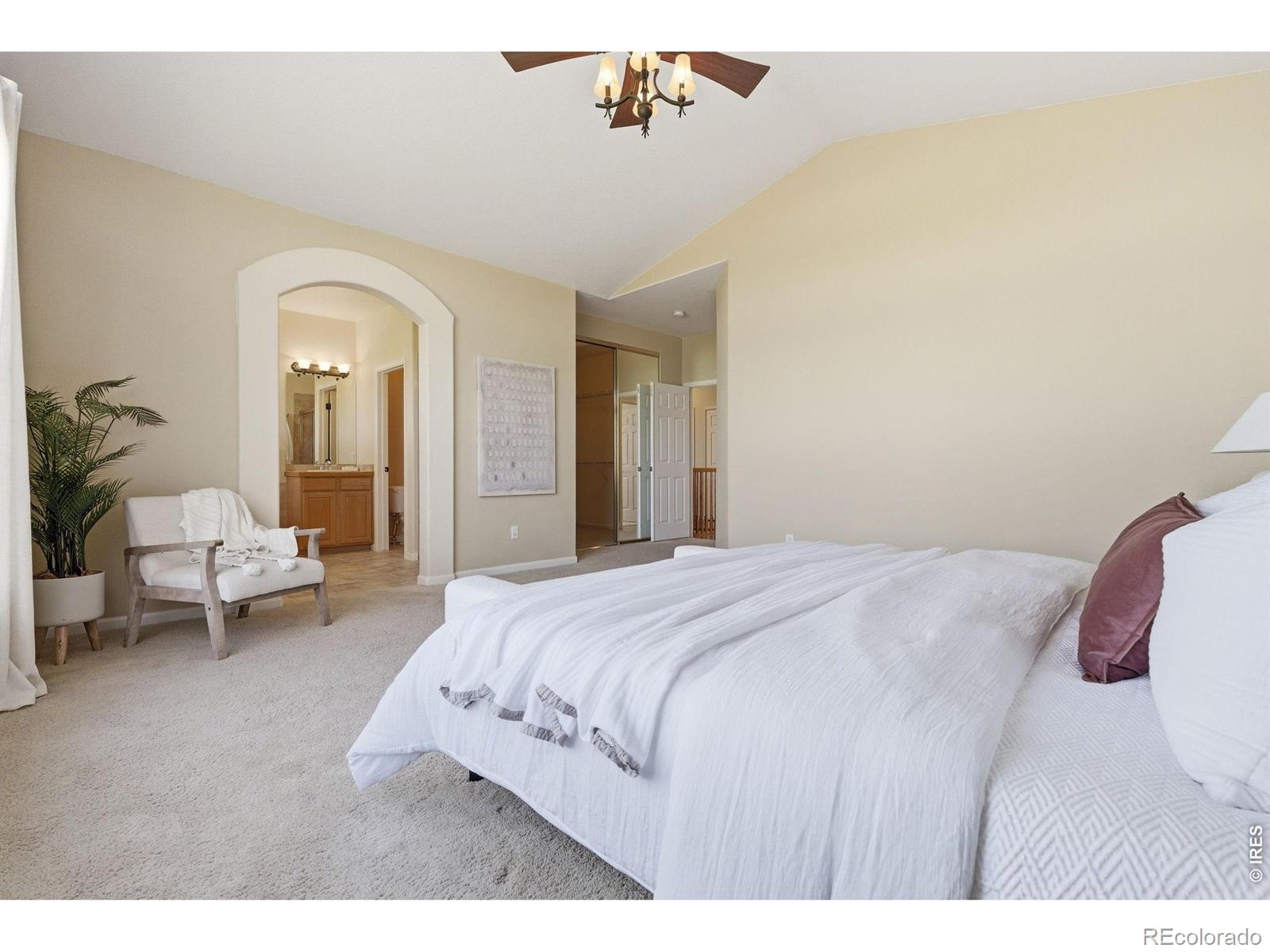 879 Glenarbor Circle