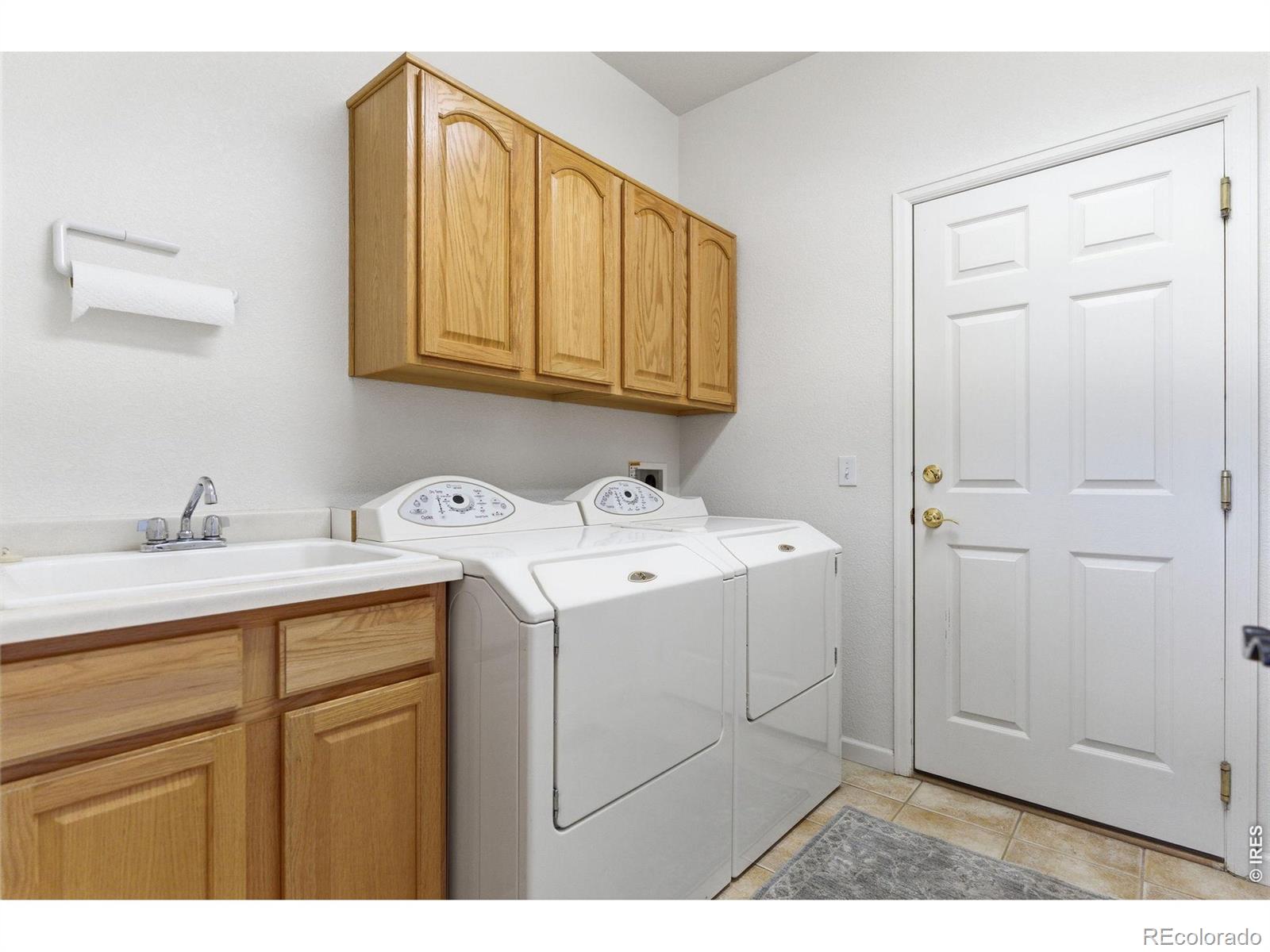 879 Glenarbor Circle