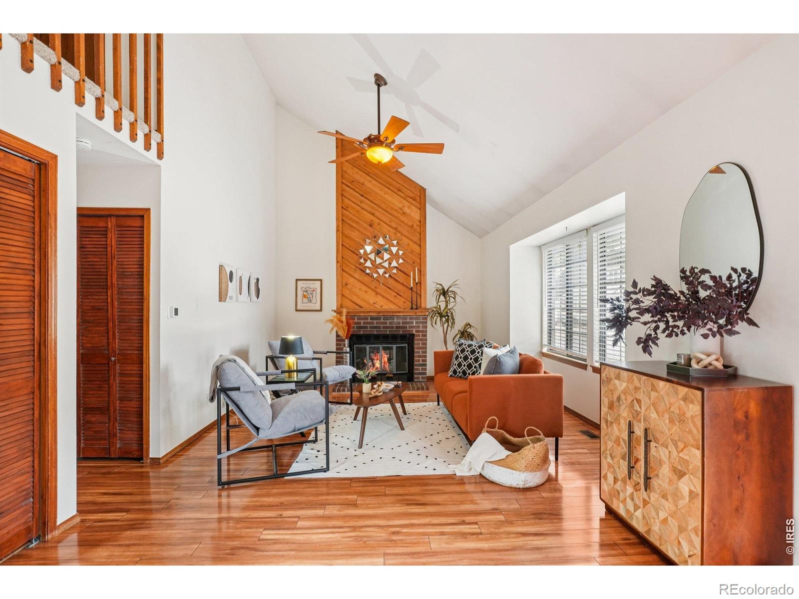 6321 Oak Court
